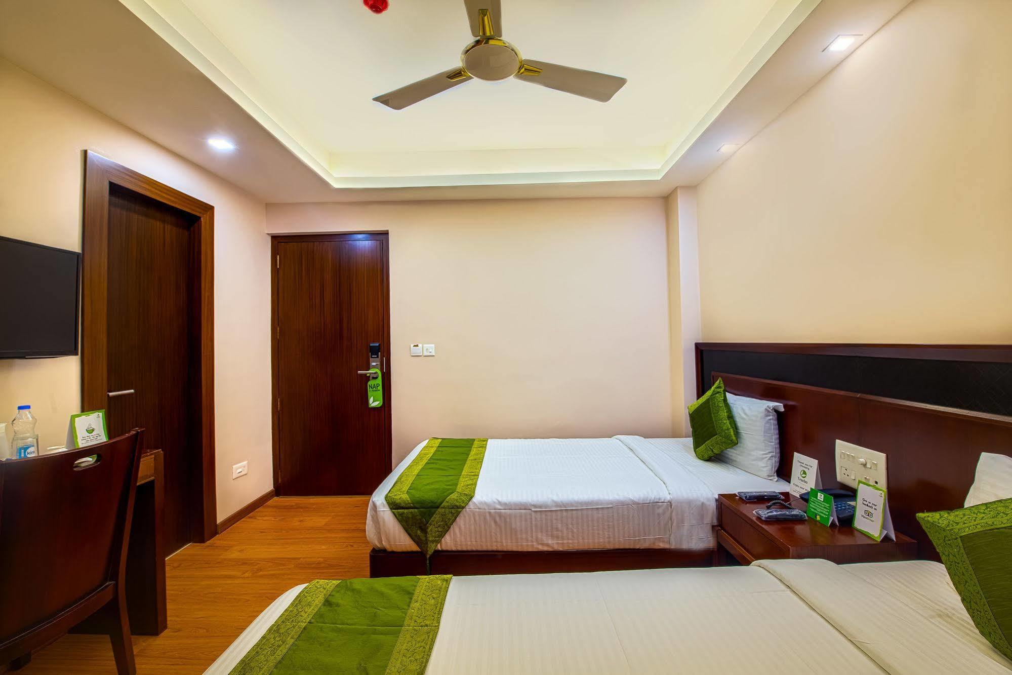 Treebo Vedanta Hotel Calcutta Exterior foto